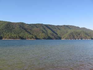 Iron Mountain - Watauga Lake